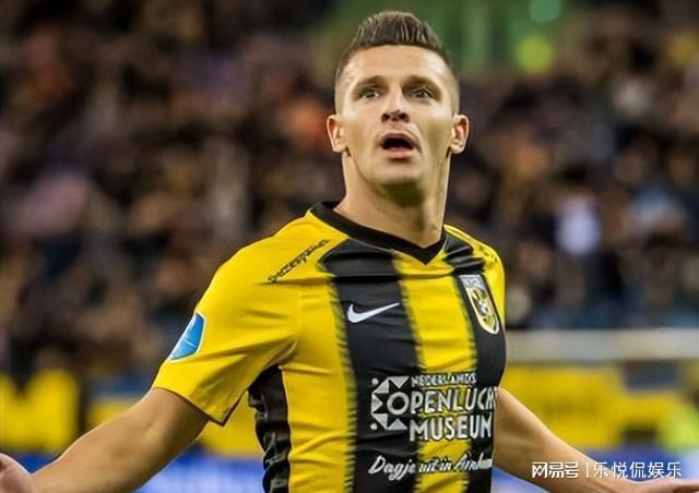 少年球员 少年球员